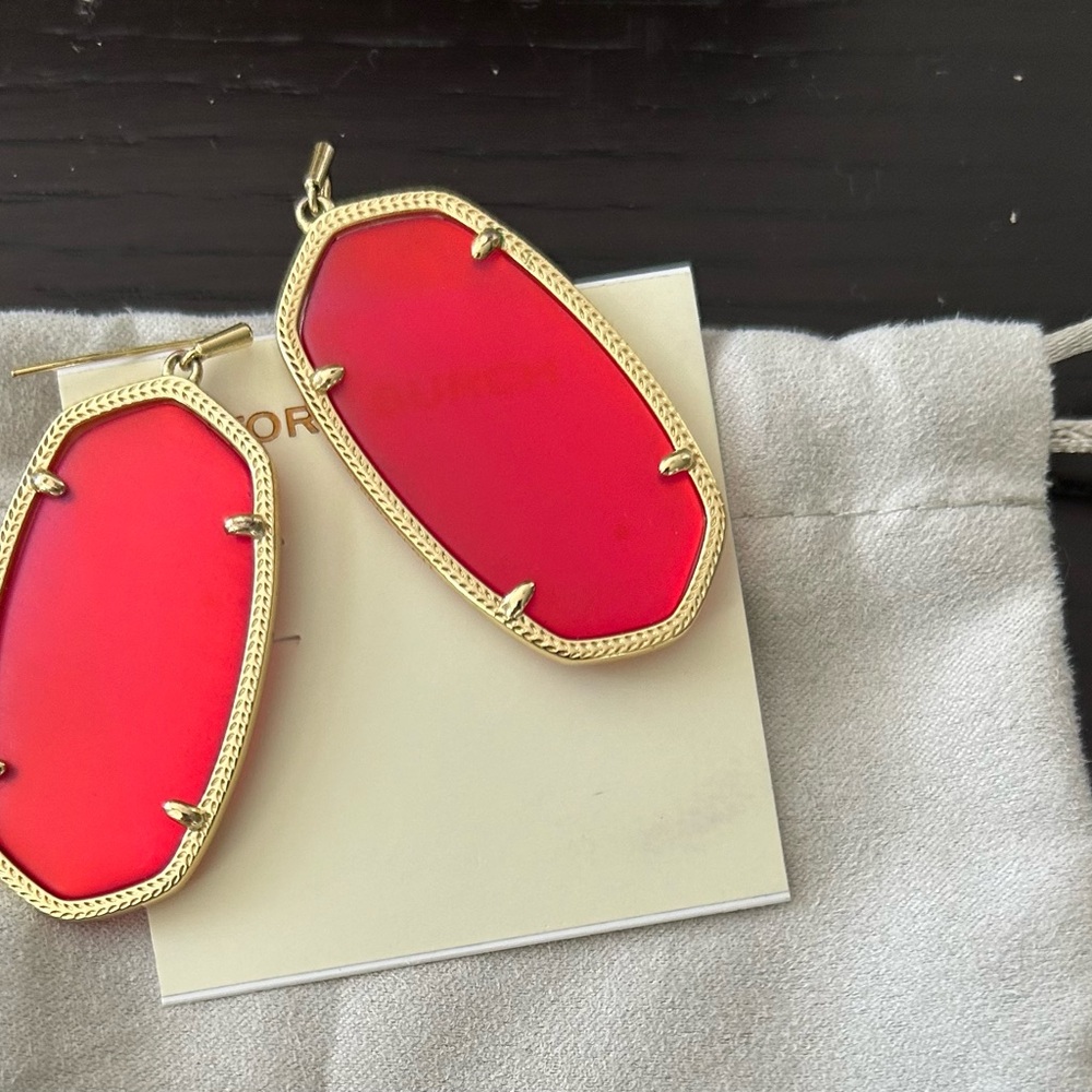 Dangle Earrings Gold & Red